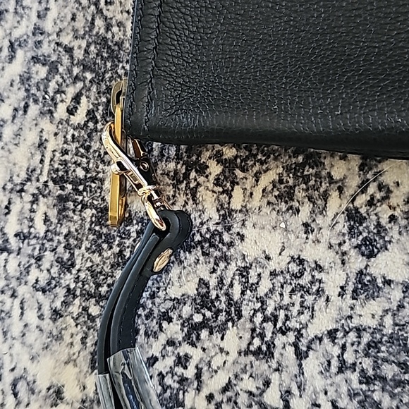 Gucci large leather pouch clutch wristlet - Picture 3 of 6